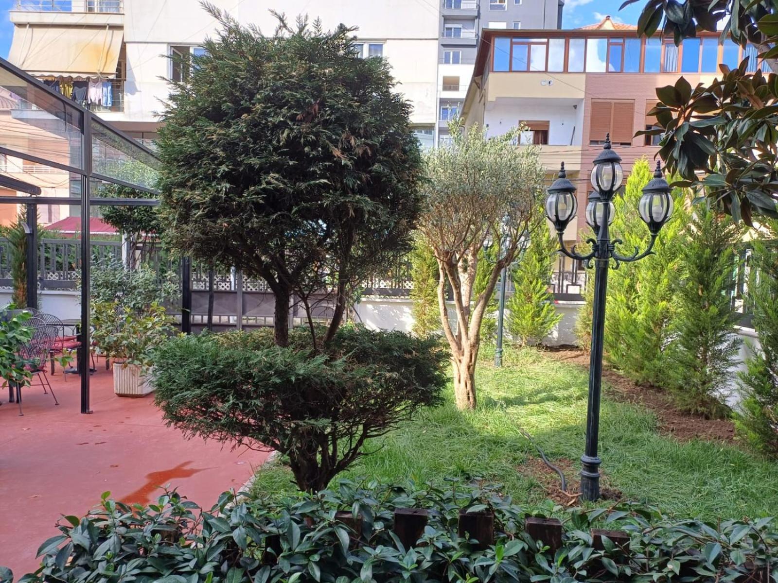 Oxygen Boutique Hotel Tirana Exterior foto
