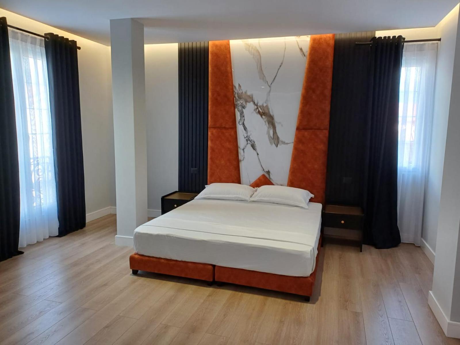 Oxygen Boutique Hotel Tirana Exterior foto